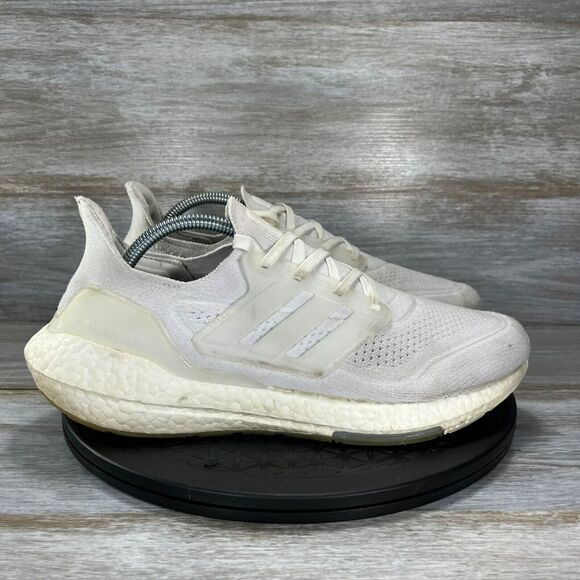 Adidas Women's UltraBoost 21 Running Athletic Sneakers Size 10 - Picture 3 of 9
